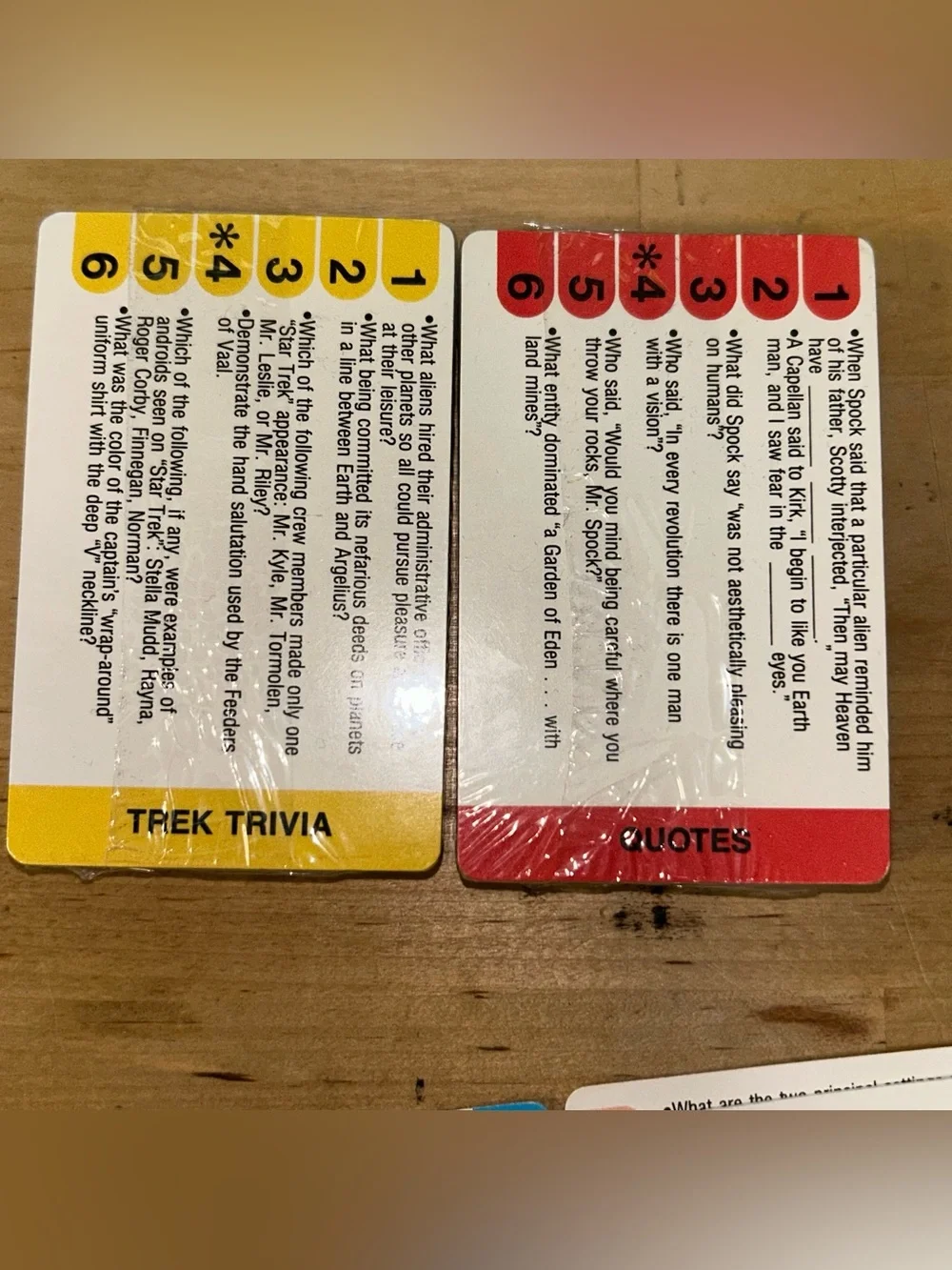 Golden Trivia Cards Star Trek Edition Original Series 1985 2 Packs New Sealed